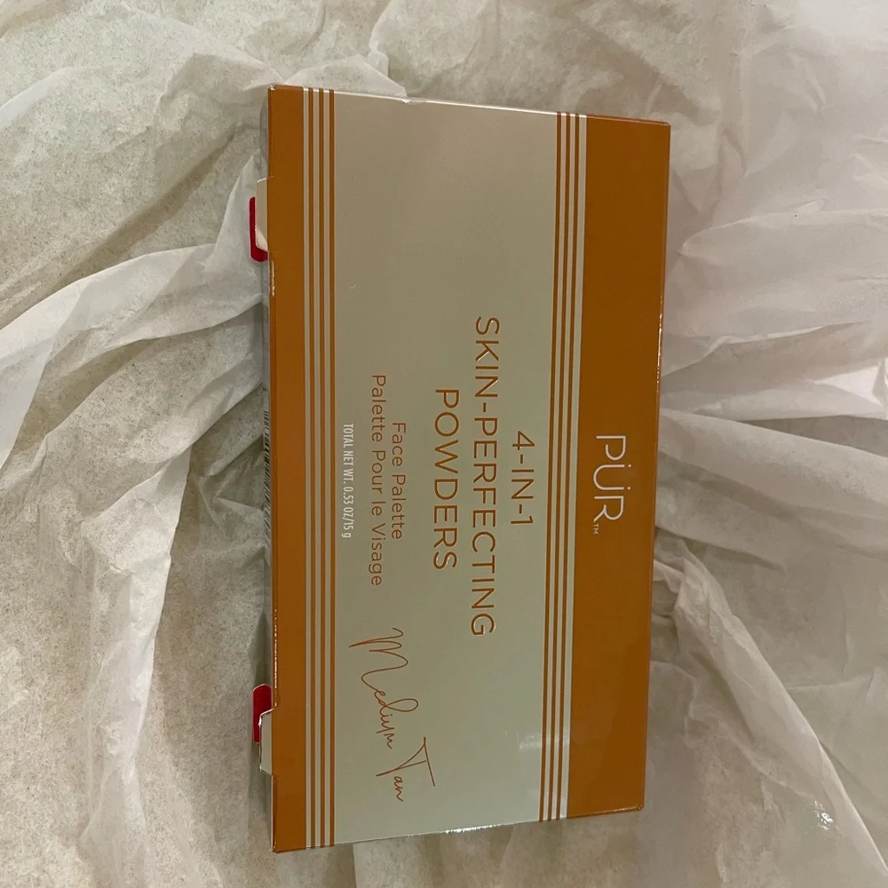 PUR 4-in-1 Skin -Perfecting Powders
